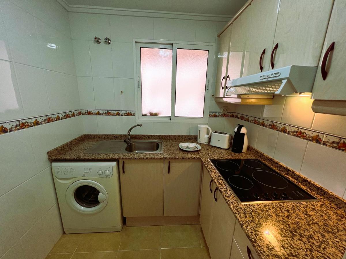 Holiday Suite Fragata Torrevieja Zewnętrze zdjęcie